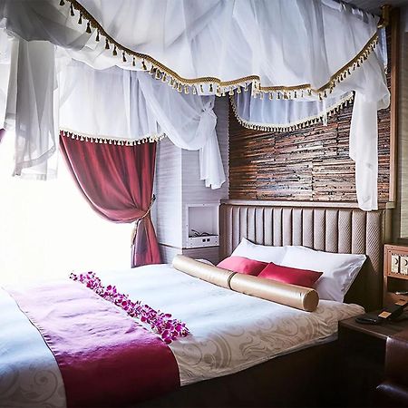 Отель Petit Bali Ikebukuro (Adults Only) Токио Экстерьер фото